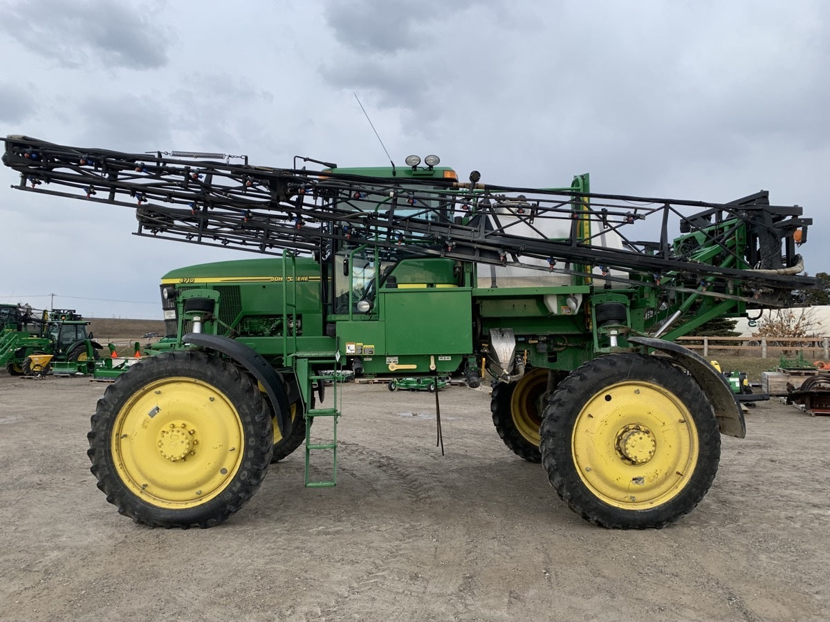 CATALOGO DE PEÇAS PULVERIZADOR AUTOPROPELIDO - 4710 JOHN DEERE