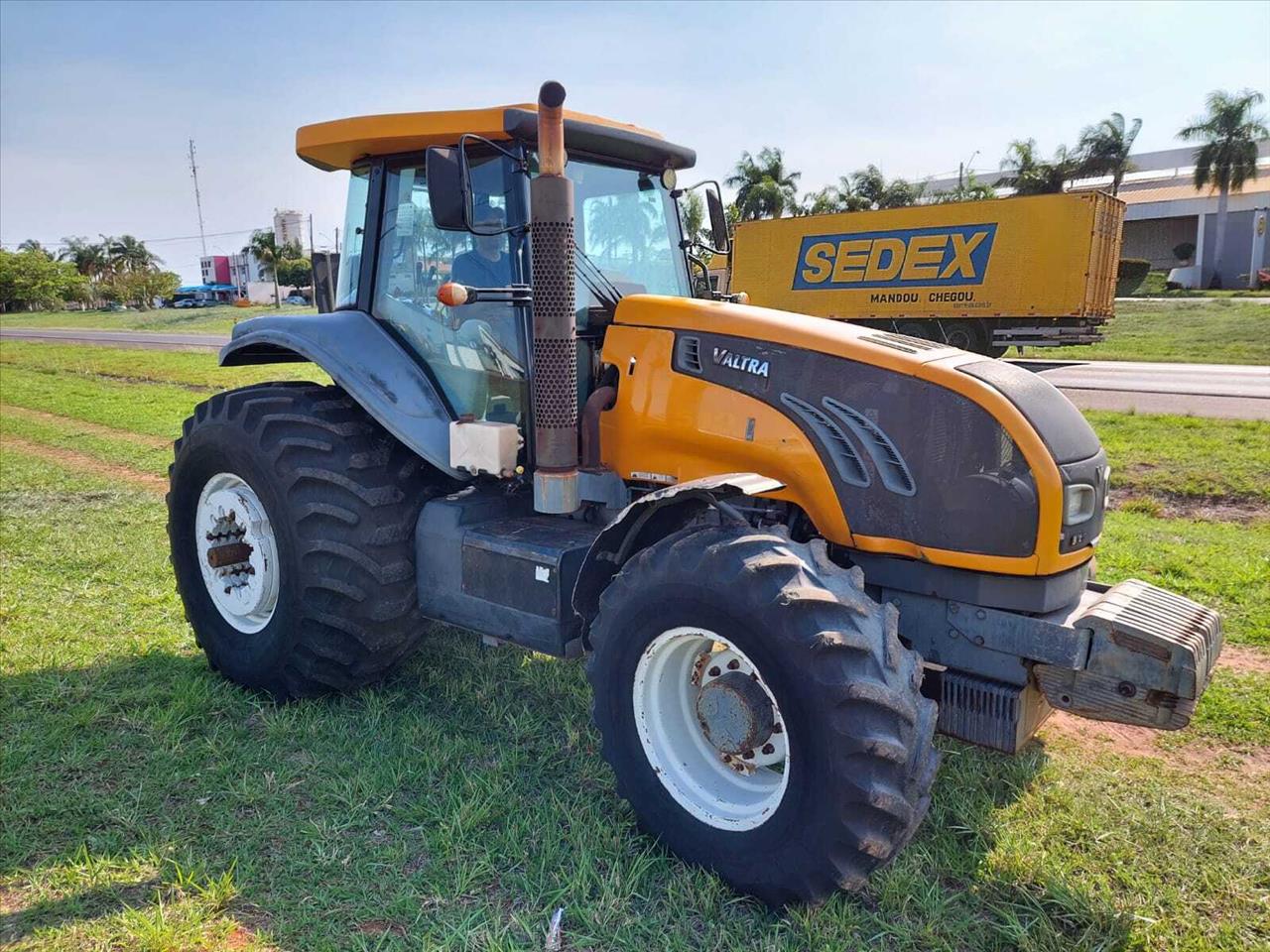 Manual do Operador Valtra - Bt150, Bt170, Bt190, Bt210 - 2016 - Trator