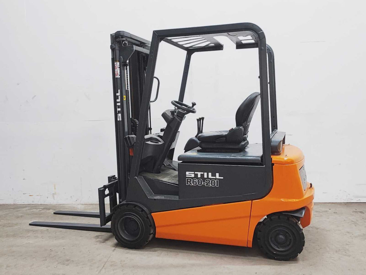 CATALOGO DE PEÇAS EMPILHADEIRA - HLF20CII, HLF25CII, HLF30CII HYUNDAI