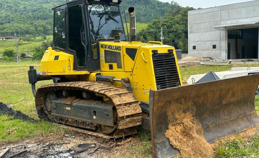 MANUAL DE SERVIÇO CÓDIGO DE FALHAS TRATOR DE ESTEIRA D 130 NEW HOLLAND
