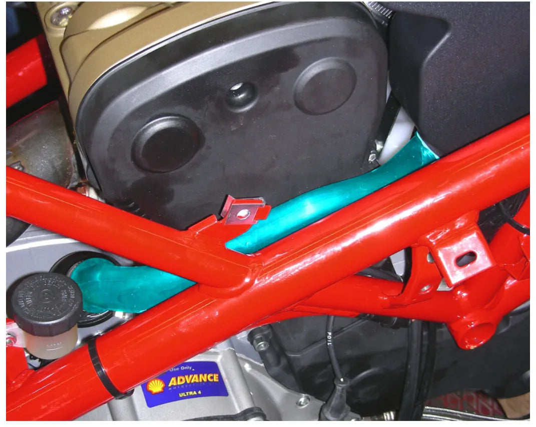 Página interna 2 — Ducati Superbike 848