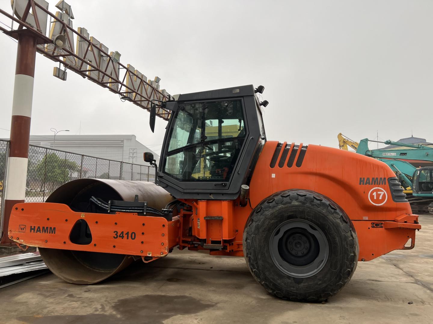 MANUAL DE SERVIÇO ROLO DE COMPACTAÇAO HAMM - 3410-3411
