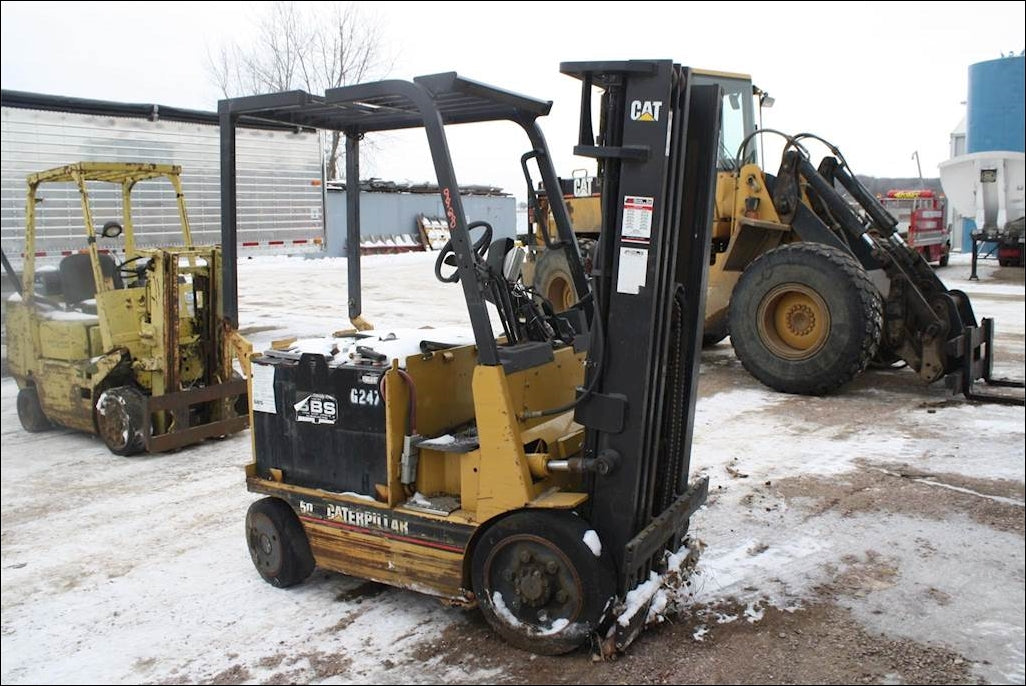 Catalogo De Peças CATERPILLAR - 2EC25E 72\80V - Empilhadeira