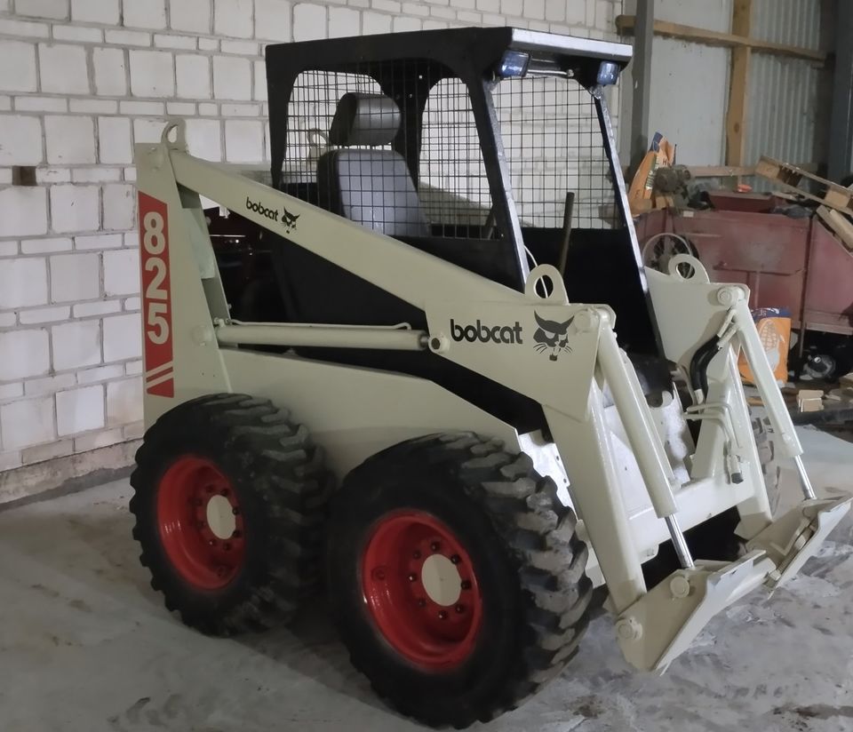 CATÁLOGO DE PEÇAS BOBCAT - 825 - MINI CARREGADEIRA
