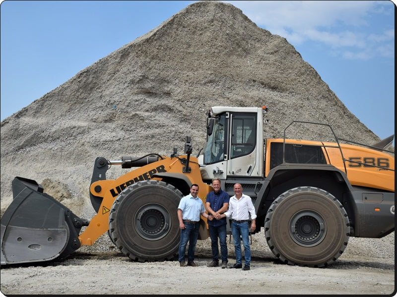 Manual De Servico LIEBHERR - L586-1761 - Retroescavadeira