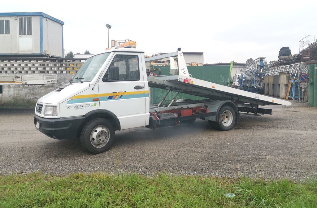 CATÁLOGO DE PEÇAS IVECO CAMINHÃO EURO 2 - DAILY 49.12 - CABINE SIMPLES