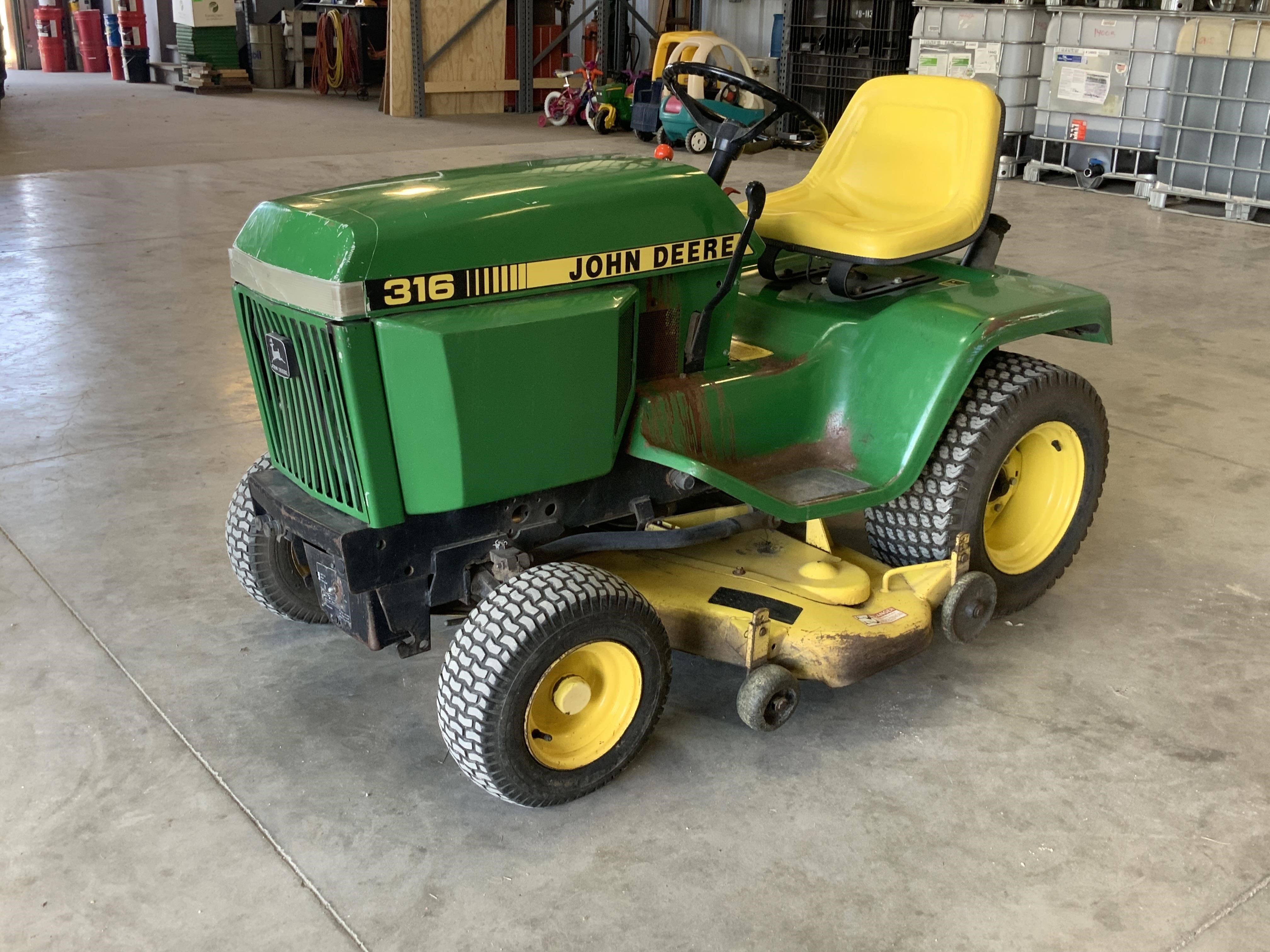 MANUAL DE SERVIÇO MECÂNICO JOHN DEERE - 316, 318, 420 - TRATOR