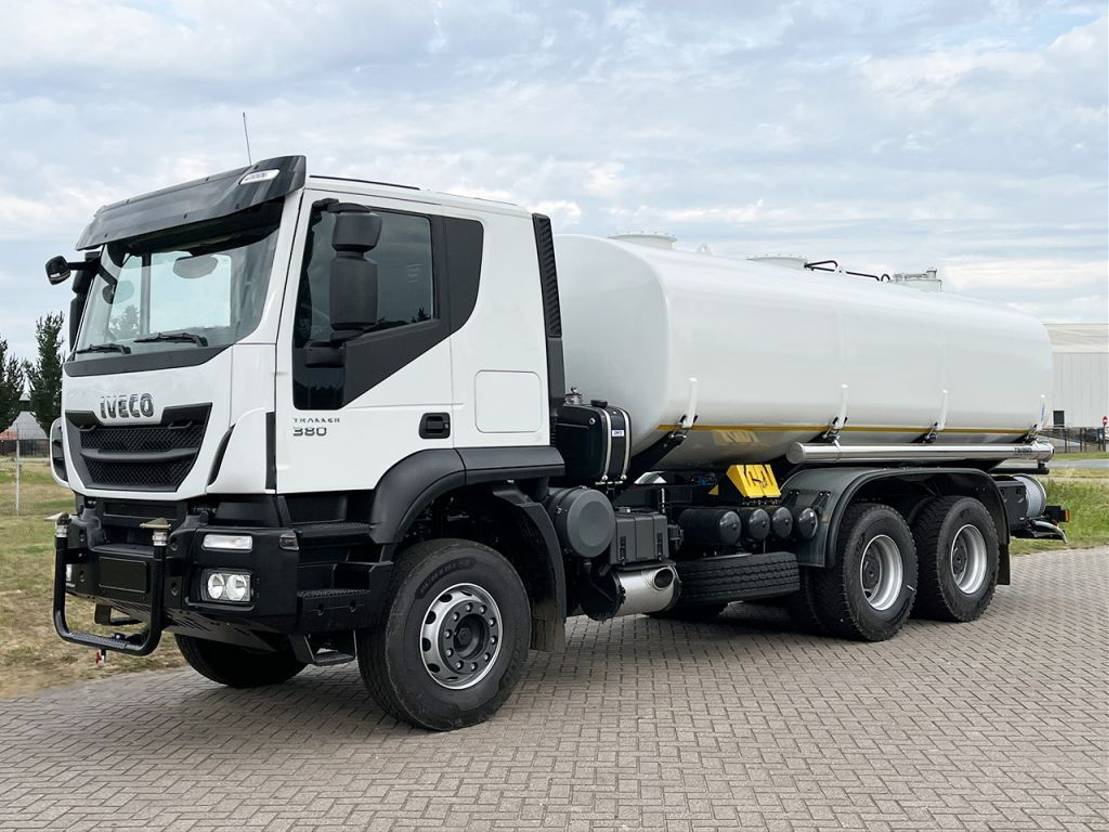 CATÁLOGO DE PEÇAS IVECO - EURO 3 - NOVO TRAKKER 380T38 AD-CAMINHÃO 6X4