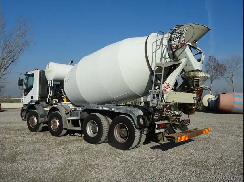 CATÁLOGO DE PEÇAS IVECO - EURO 5 - NOVO TRAKKER 410T44 AD - ECOLINE