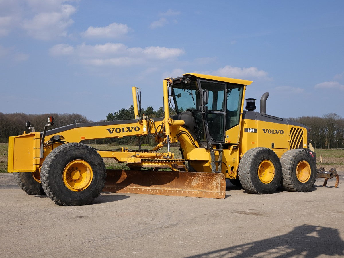 MANUAL DE SERVIÇO DE OFICINA VOLVO - G990 - MOTONIVELADORA
