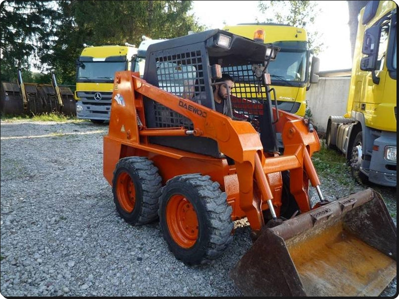 Catálogo de Peças - DOOSAN 430 PLUS - MINI CARREGADEIRA