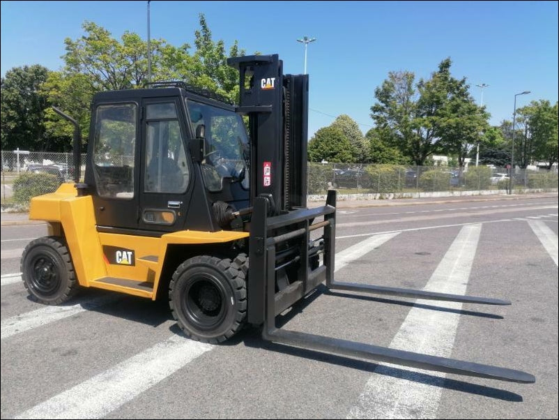 Catalogo De Peças CATERPILLAR - DP60 - Empilhadeira