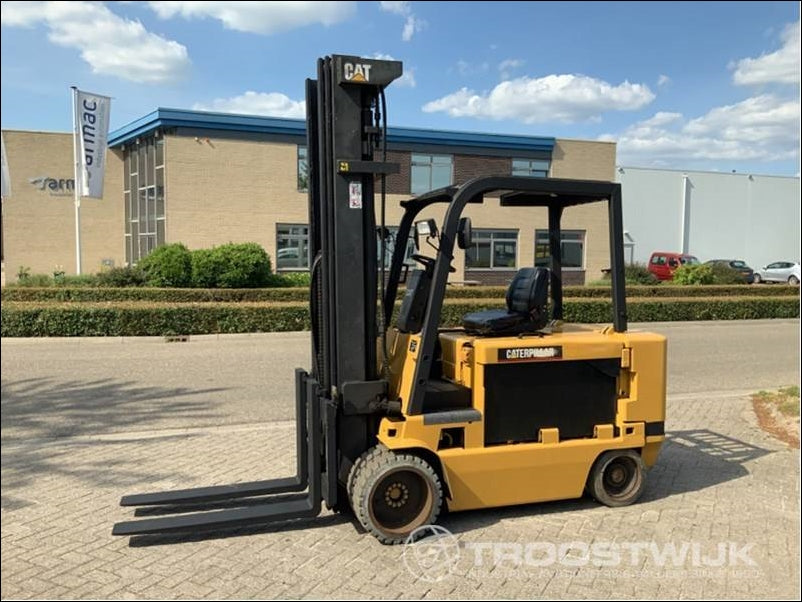Catalogo De Peças CATERPILLAR - M120D - Empilhadeira