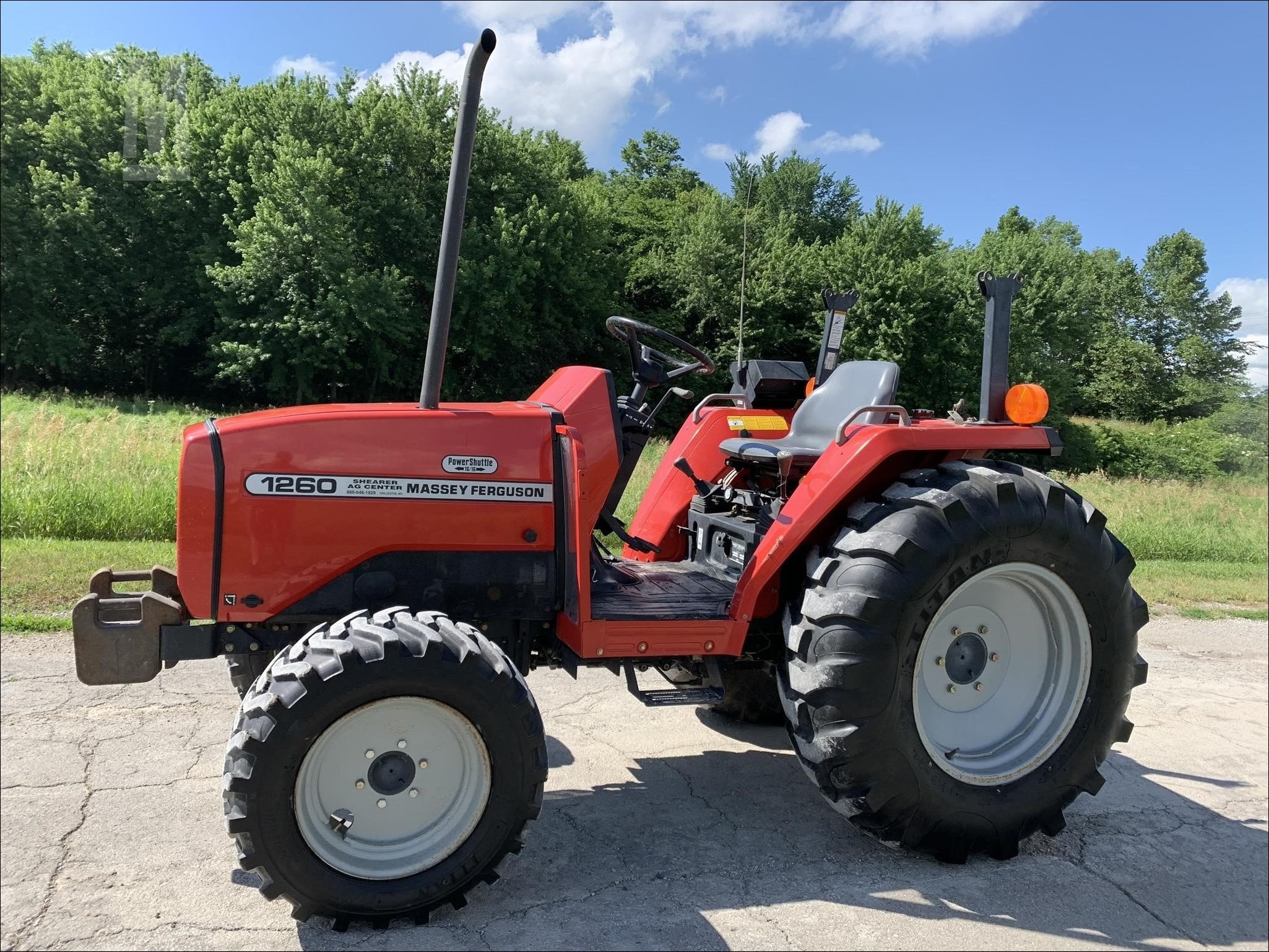 Catalogo De Peças MASSEY FERGUSON- MF 1260 - Trator Compacto