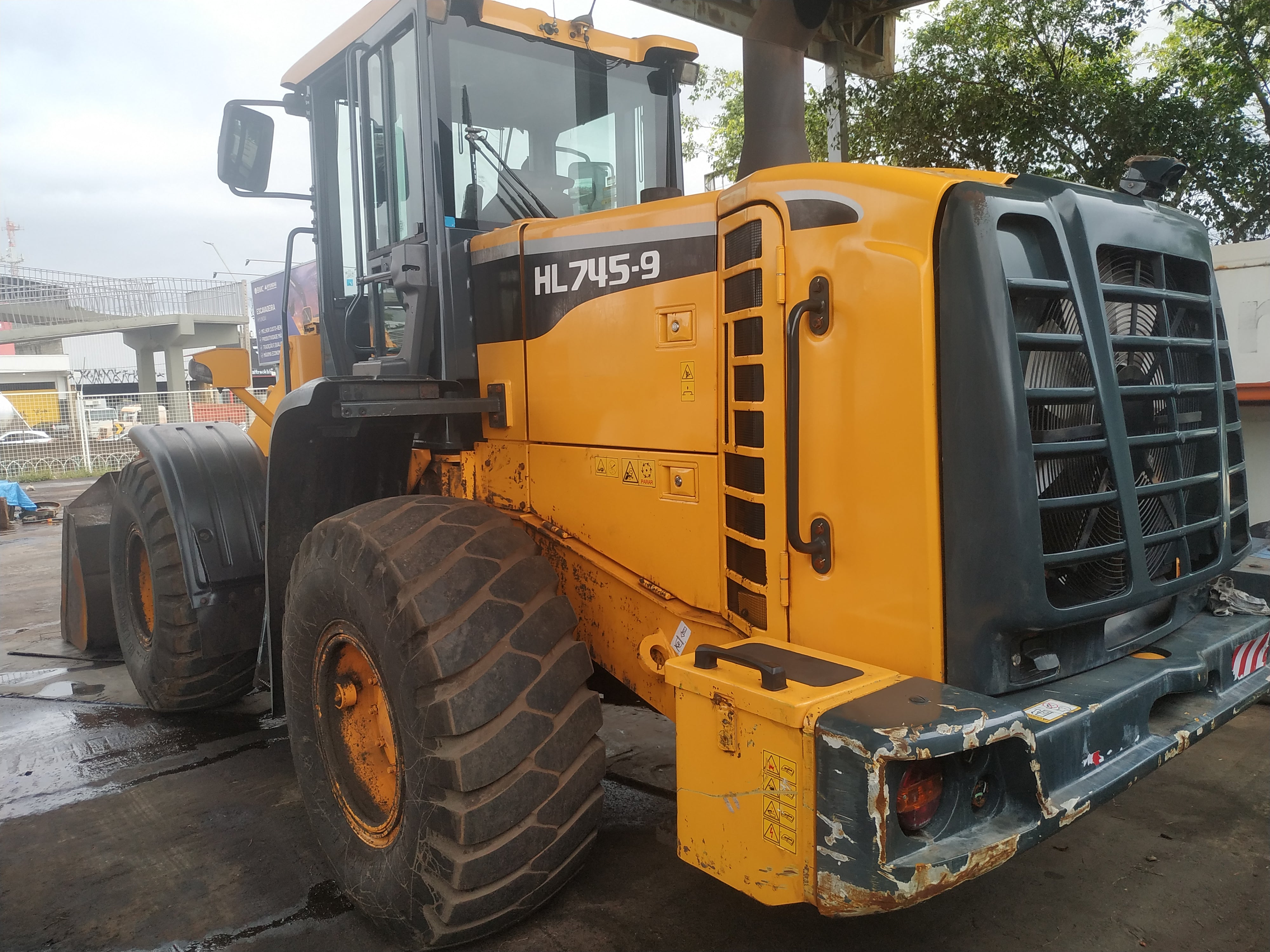 Manual do Operador Hyundai - Hl745-9b (t3) - Pá Carregadeira