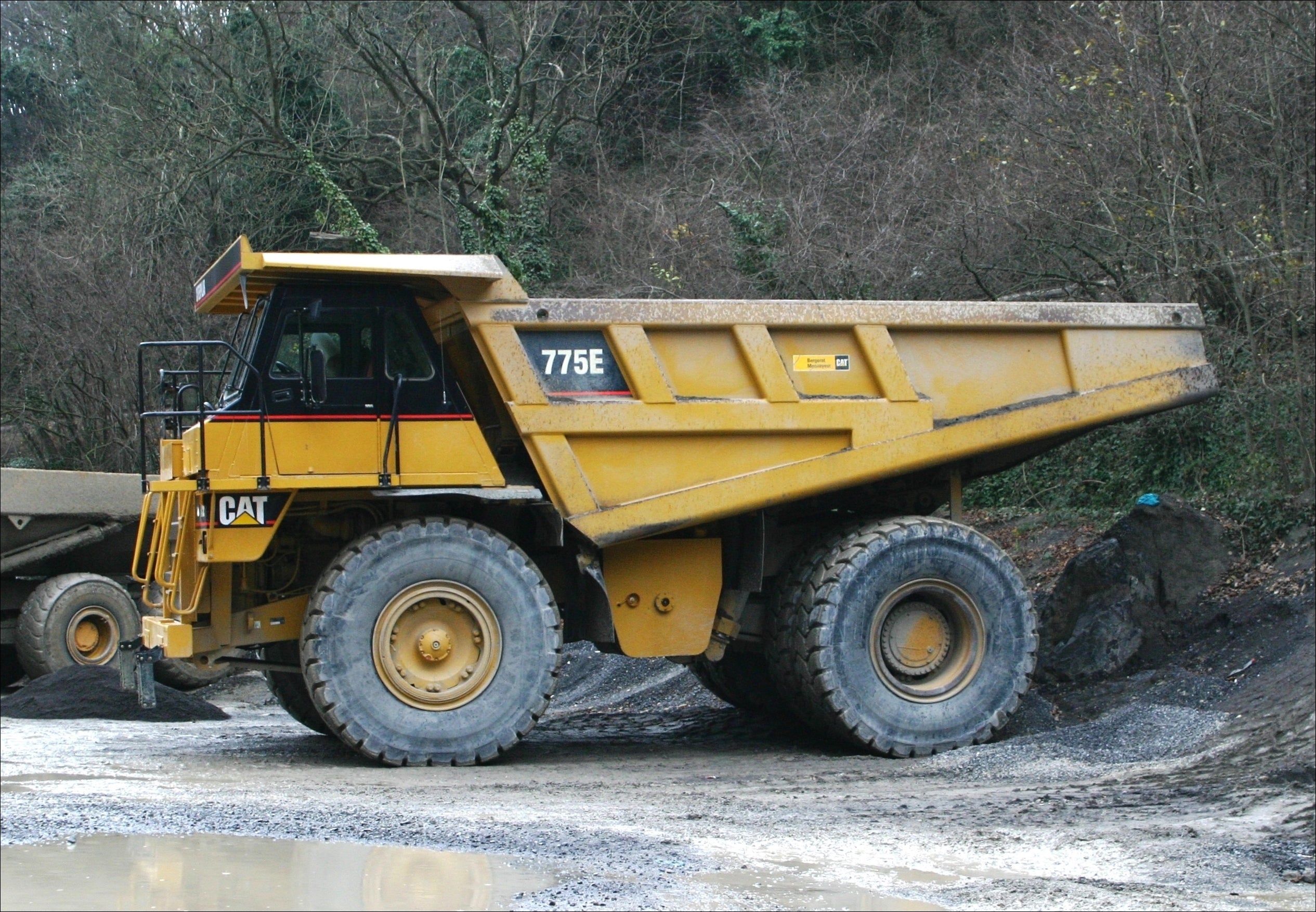 Manual de Serviço CATERPILLAR - 775E - Caminhão Fora De Estrada (Inglês) PDF