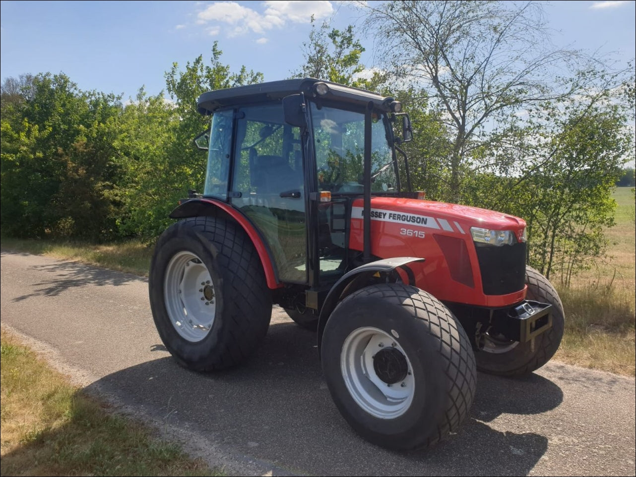 Catalogo De Peças MASSEY FERGUSON - MF 3615\3625\3635\3645