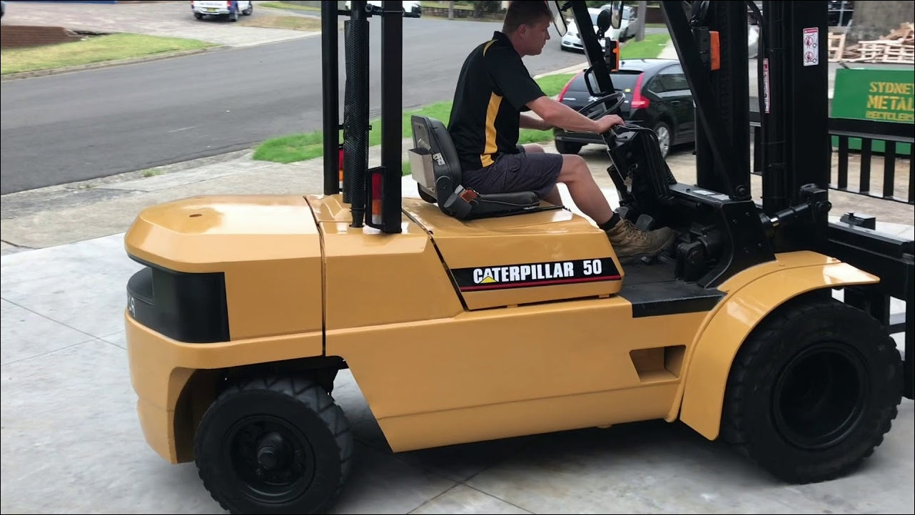 Catalogo De Peças CATERPILLAR - DP50 - Empilhadeira