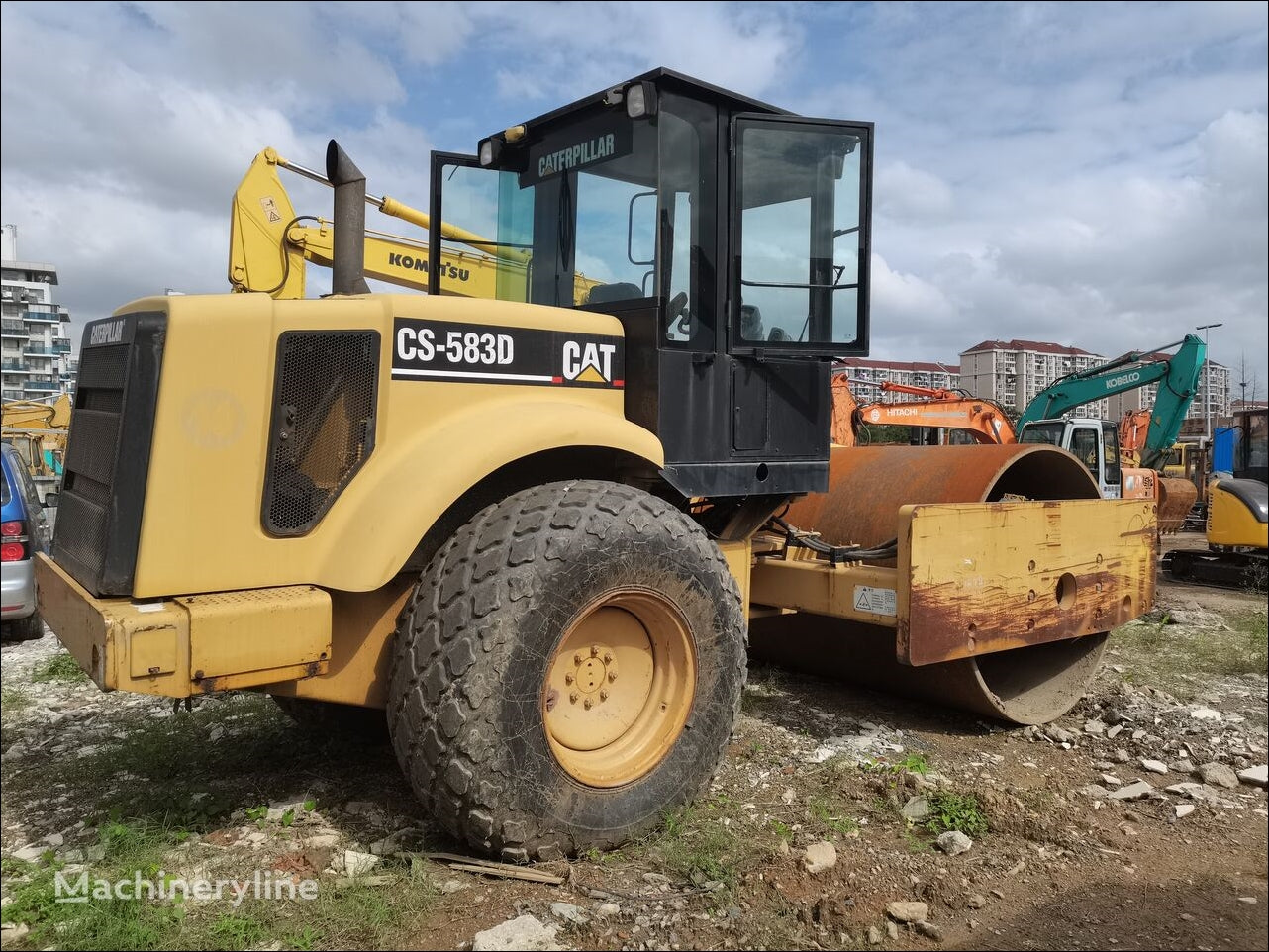 Manual de Serviço CATERPILLAR - CS-583D - Rolo Compactador Vibratório (Inglês) PDF