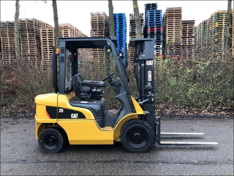 Catalogo De Peças CATERPILLAR - DP25N - Empilhadeira