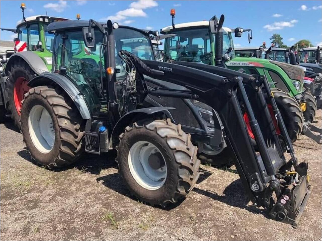 Catálogo De Peças Valtra - A134LH 1C7 (A4 SERIES) - Trator