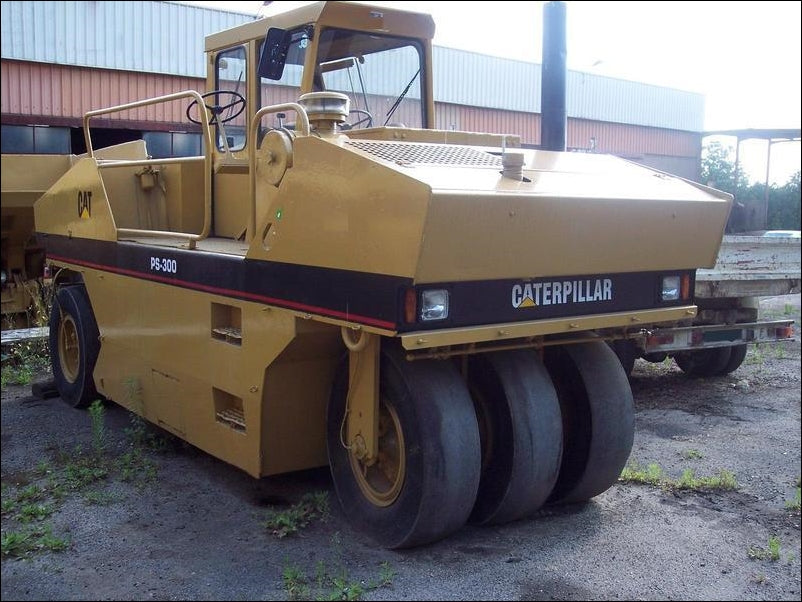 Manual de Serviço CATERPILLAR - PS-300 - Rolo Compactador Pneumático (Inglês) PDF