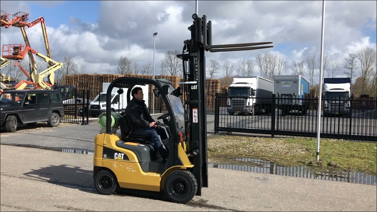 Catalogo De Peças CATERPILLAR - GP15N - Empilhadeira
