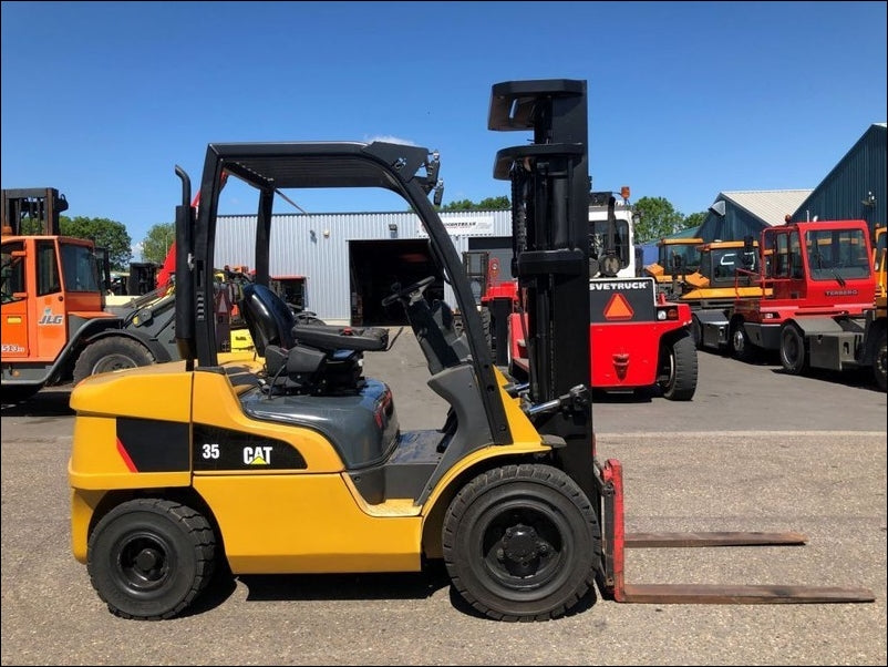 Catalogo De Peças CATERPILLAR - DP35N - Empilhadeira