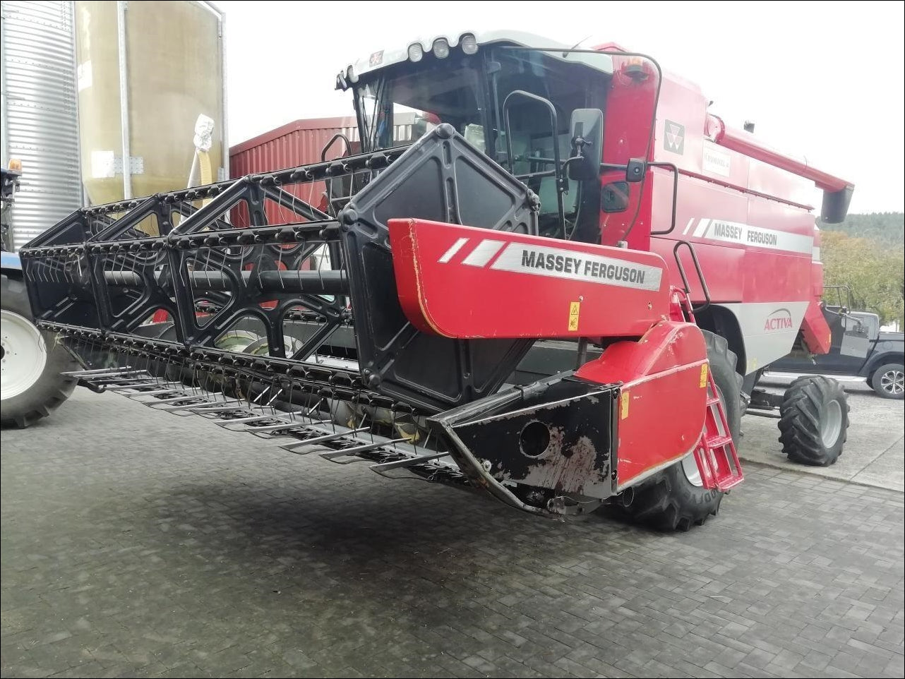 Catalogo De Peças MASSEY FERGUSON - MF 7244 COMBINE - Colheitadeira