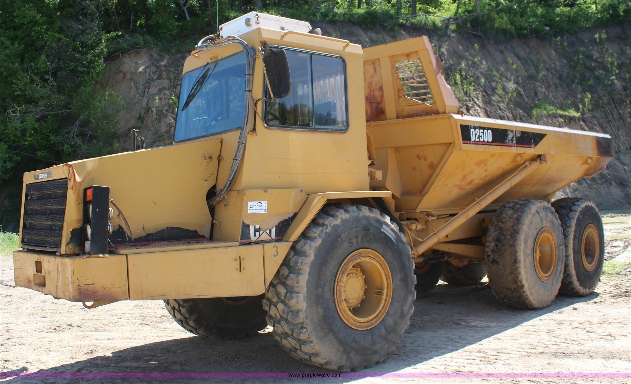 Manual de Serviço CATERPILLAR - D250D - Caminhão articulado - ( Inglês )