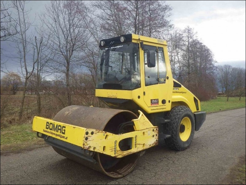 Operação E Instruções E Manutenção BOMAG - BW177 D-4 -Roller