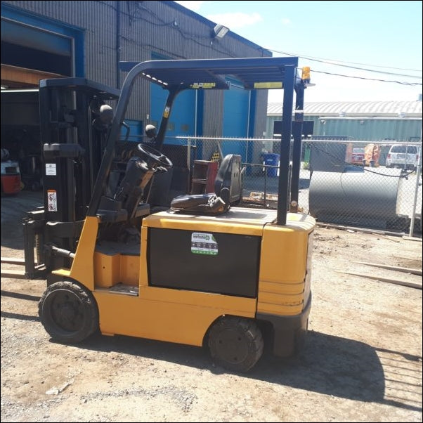 Catalogo De Peças CATERPILLAR - 2EC30 72\80V - Empilhadeira