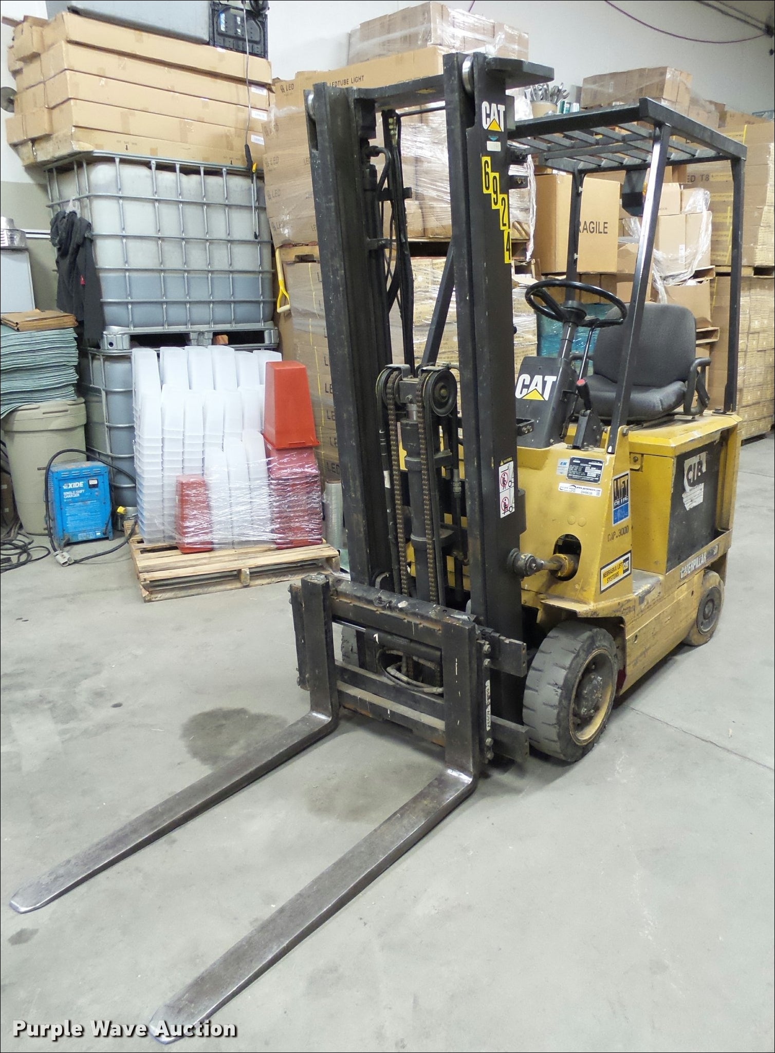 Catalogo De Peças CATERPILLAR - EC15 - Empilhadeira