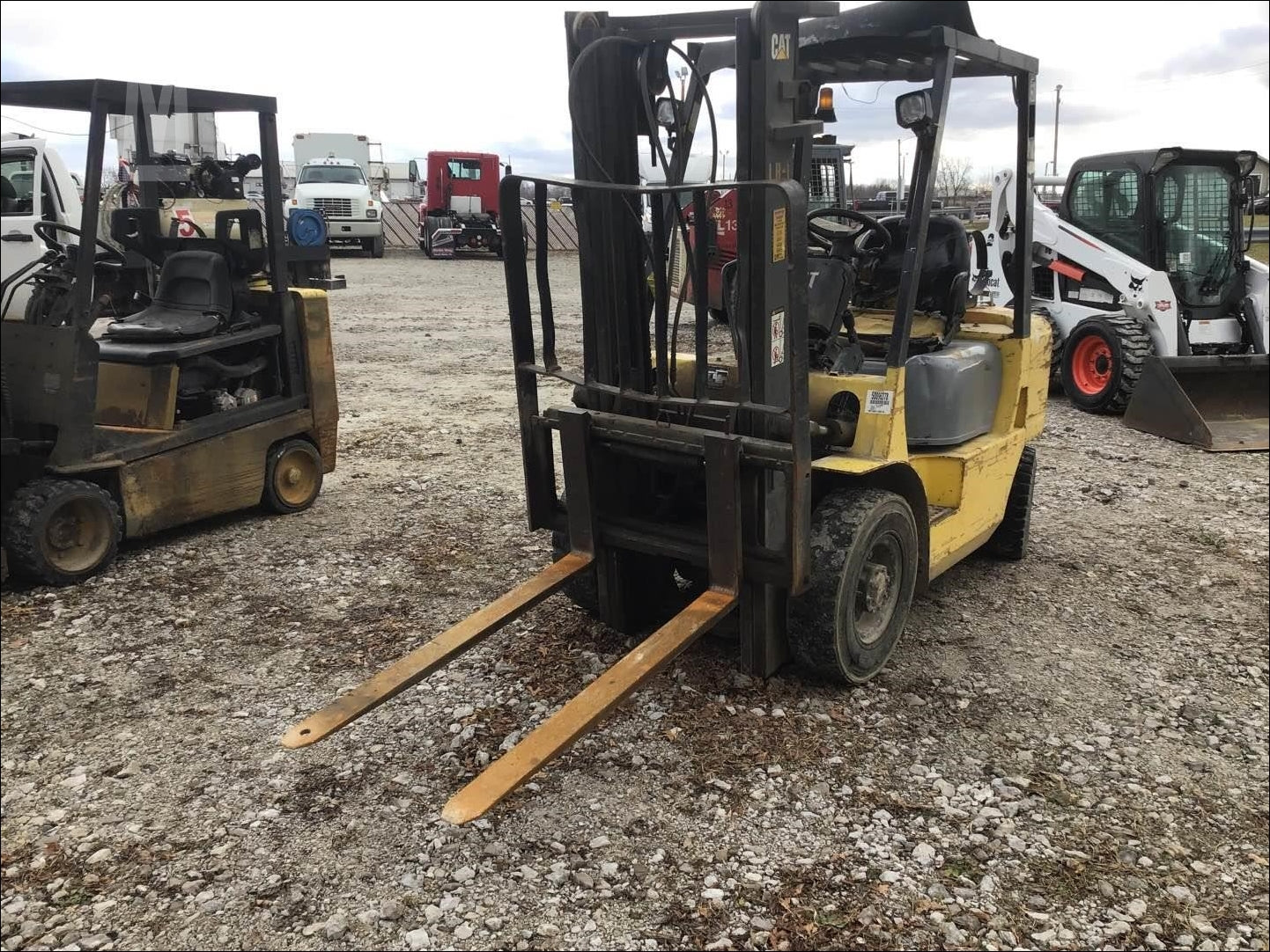 Catalogo De Peças CATERPILLAR - GP25HN - Empilhadeira