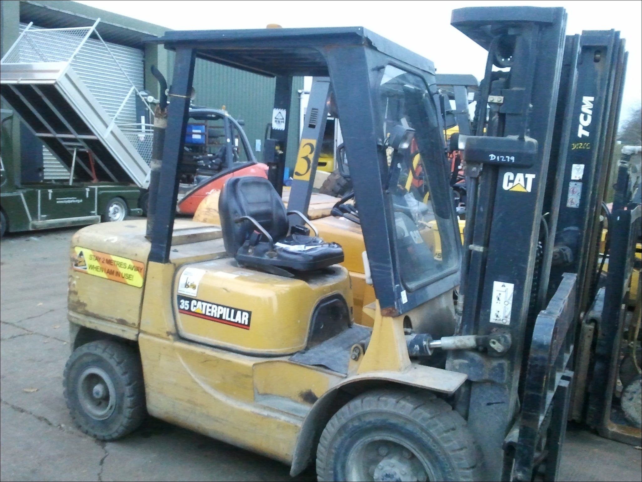 Catalogo De Peças CATERPILLAR - DP35K MC - Empilhadeira
