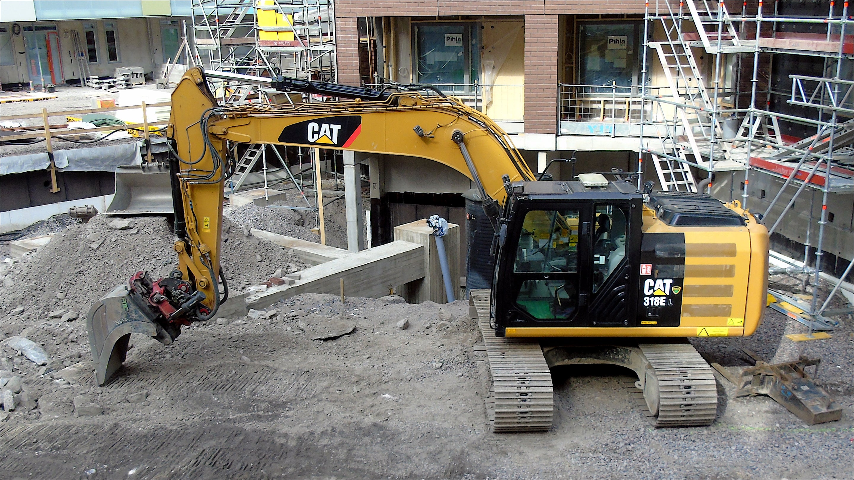 CATALOGO DE PEÇAS CATERPILLAR - 318E L - ESCAVADEIRA EM PDF