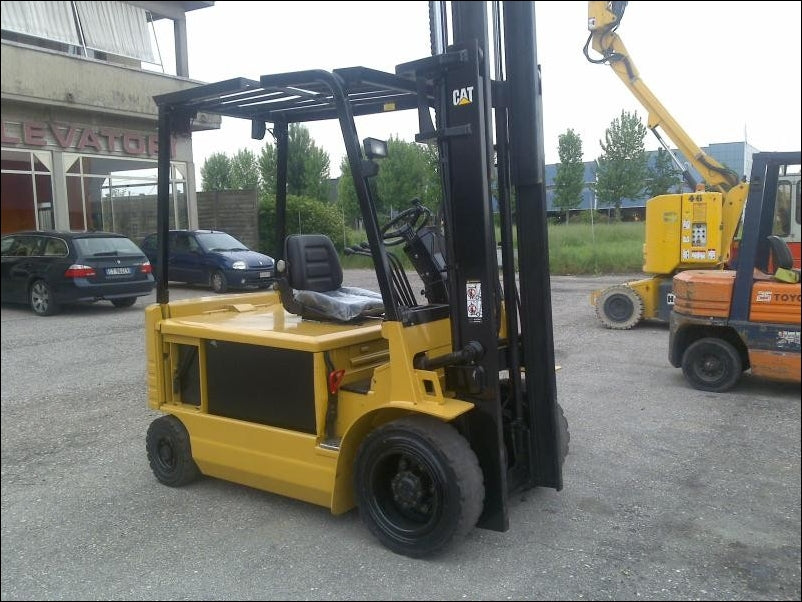Catalogo De Peças CATERPILLAR - EP30 72\80V MCIII - Empilhadeira