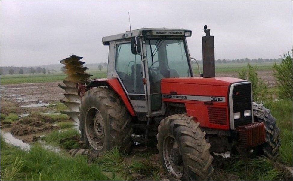 Catalogo De Peças MASSEY FERGUSON - MF 3610 - Trator