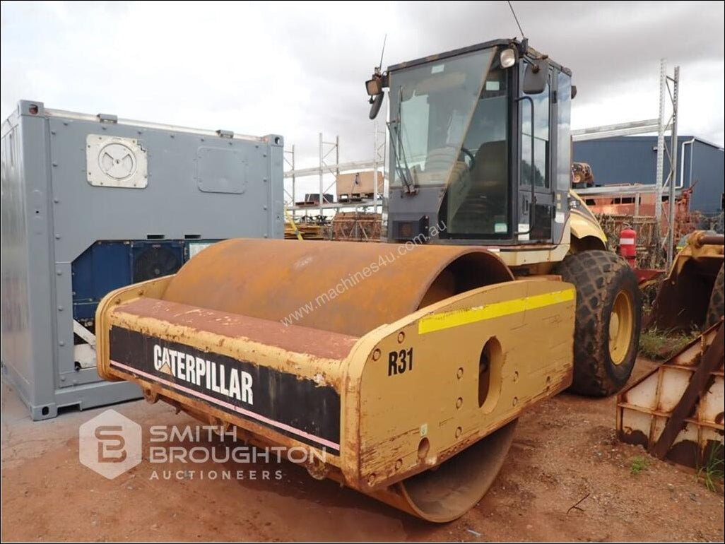 CATALOGO DE PEÇAS CATERPILLAR - CS-573 - ROLO COMPACTADOR VIBRATÓRIO EM PDF