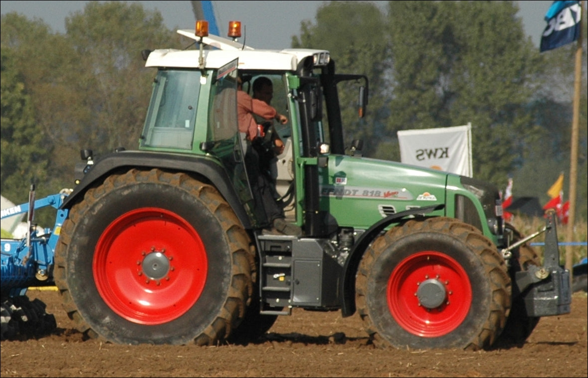 Catalogo De Peças FENDT - 818NA - Trator
