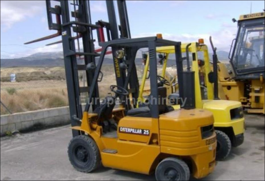 Catalogo De Peças CATERPILLAR - DP25 FC - Empilhadeira