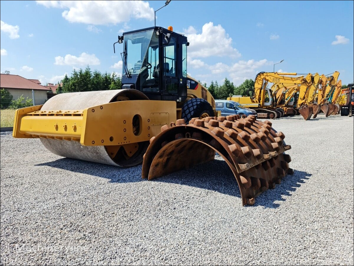 Manual de Serviço CATERPILLAR - CS-64 - Rolo Compactador Vibratório (Inglês) PDF