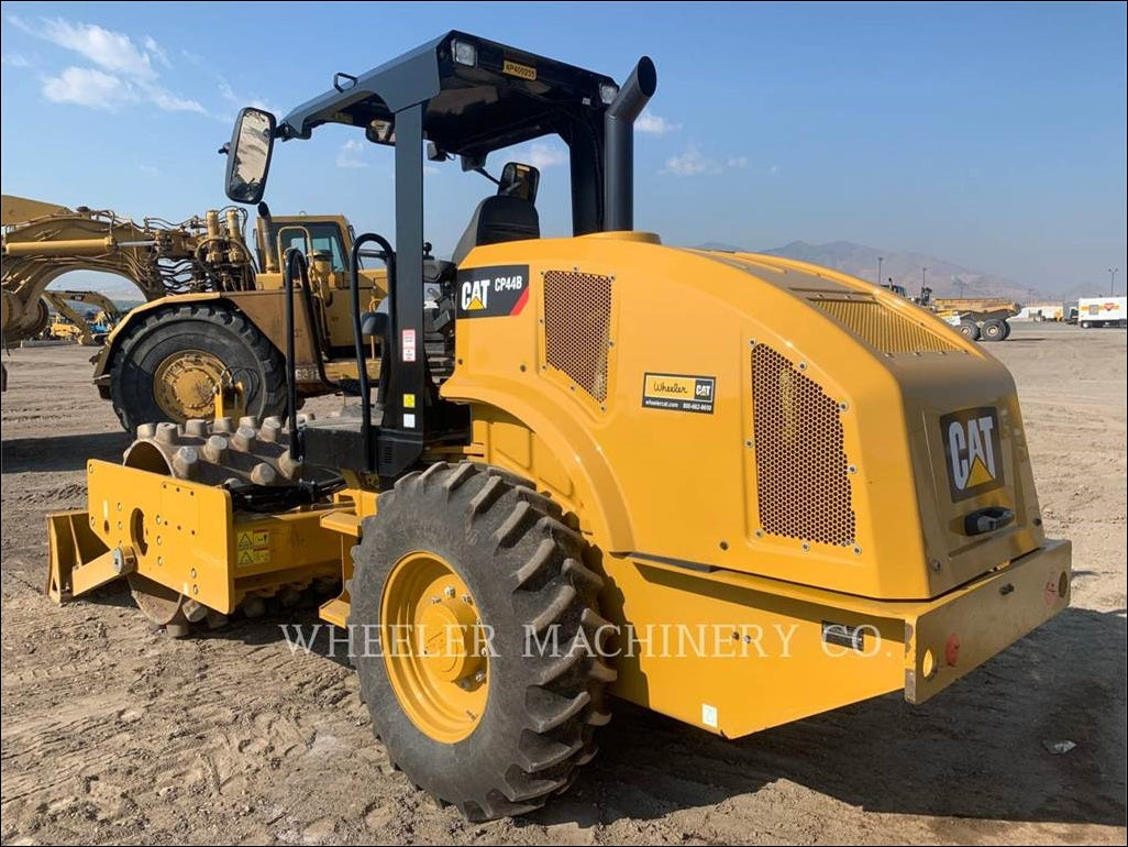 Manual de Serviço CATERPILLAR - CP44B - Rolo Compactador De Solo (Inglês) PDF