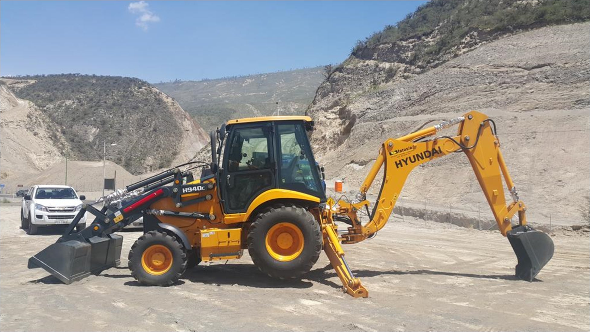Manual De Serviço HYUNDAI - H930CB/H940CB - Retroescavadora