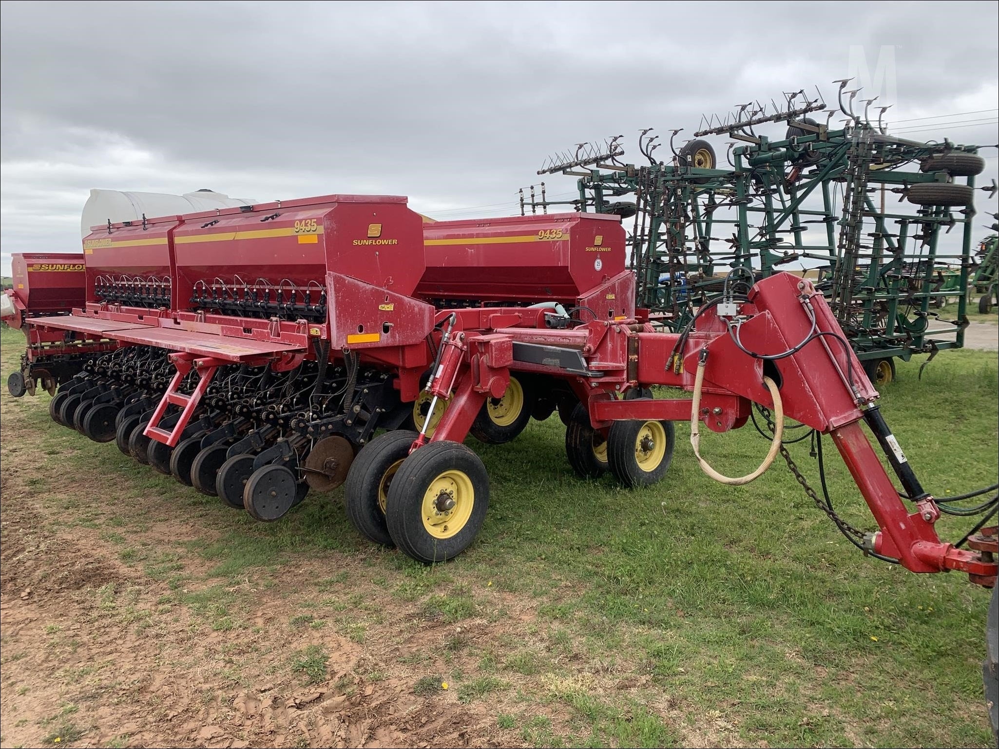 CATÁLOGO DE PEÇAS MASSEY FERGUSON - 9435 GRAIN DRILL