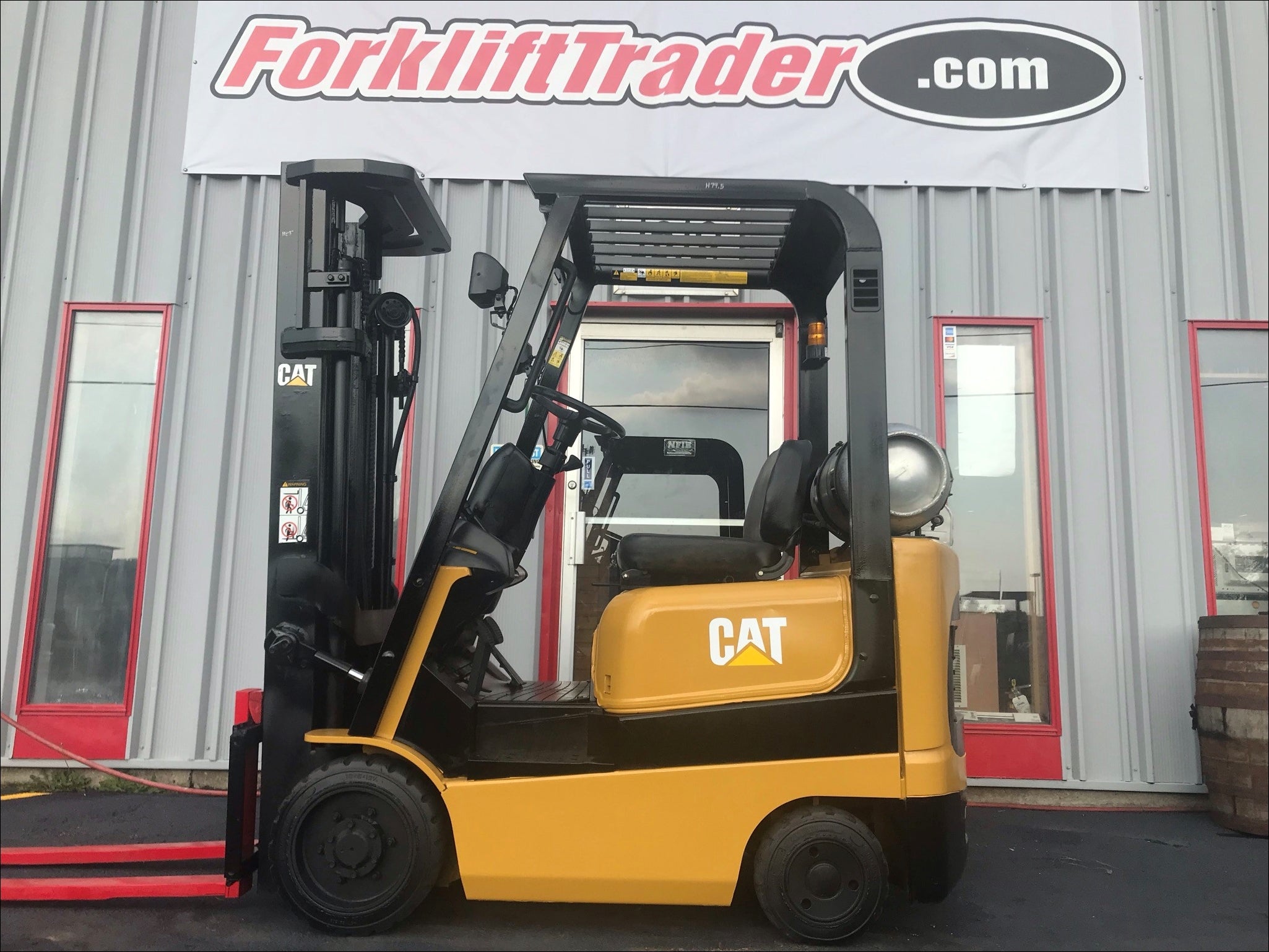 Catalogo De Peças CATERPILLAR - GC15K-LP - Empilhadeira