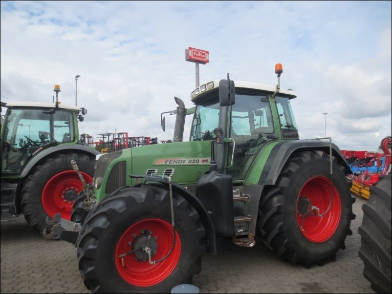 Catalogo De Peças FENDT - 820 - Trator