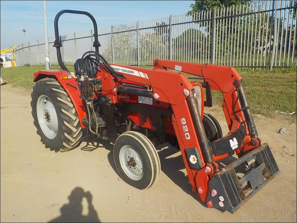 CATÁLOGO DE PEÇAS MASSEY FERGUSON - 920\925\930\935\940 - CARREGADORES