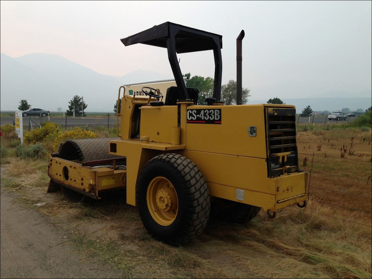 Manual de Serviço CATERPILLAR - CS-433B - Rolo Compactador Vibratório (Inglês) PDF