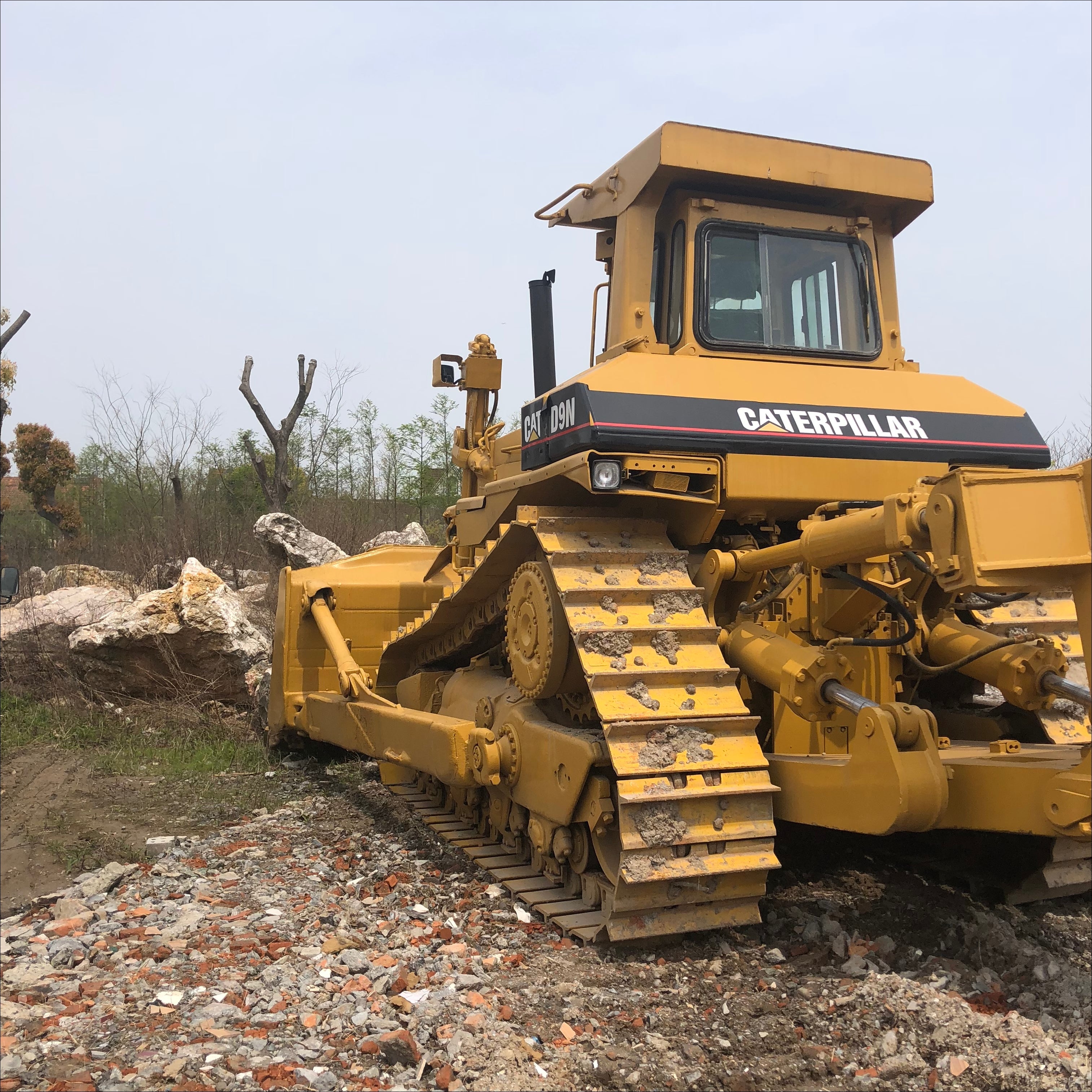 CATALOGO DE PEÇAS CATERPILLAR - D9N - TRATOR DE ESTEIRA EM PDF